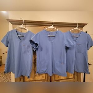 FIGS Uniform Shirts Set of 3 Size Small